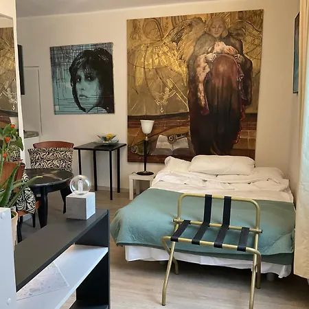 Bei Der Kuenstlerin Zu Gast Bed & Breakfast